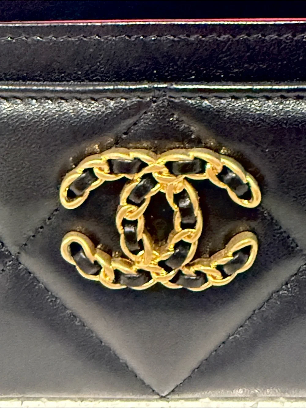 CHANEL 19 Cardholder black calfskin leather Gold CC Brand new full set pristine